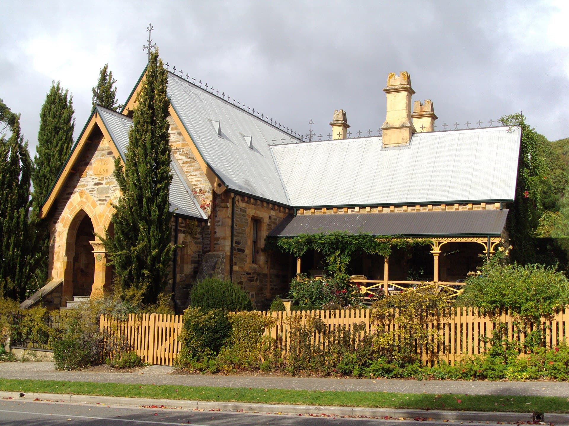 Is Clarendon, SA a good place to live?
